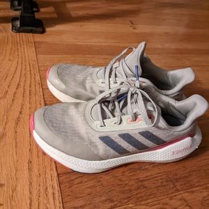 Girl's Adidas Soft foam+ Size 4